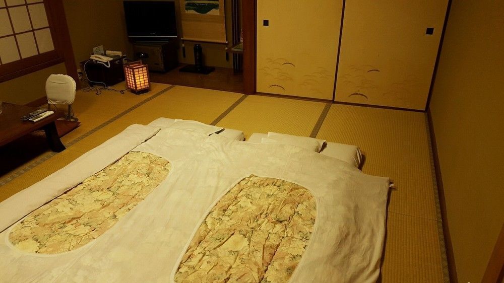 Tsukimotoya Ryokan Toyooka  Exterior photo