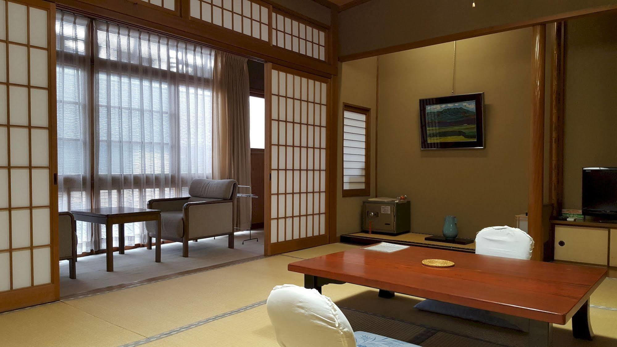 Tsukimotoya Ryokan Toyooka  Exterior photo