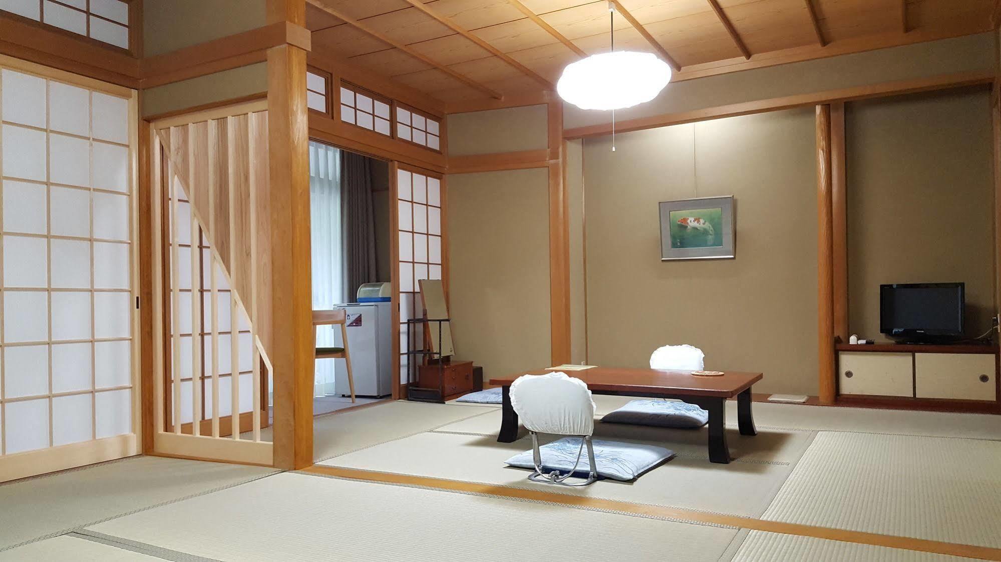 Tsukimotoya Ryokan Toyooka  Exterior photo