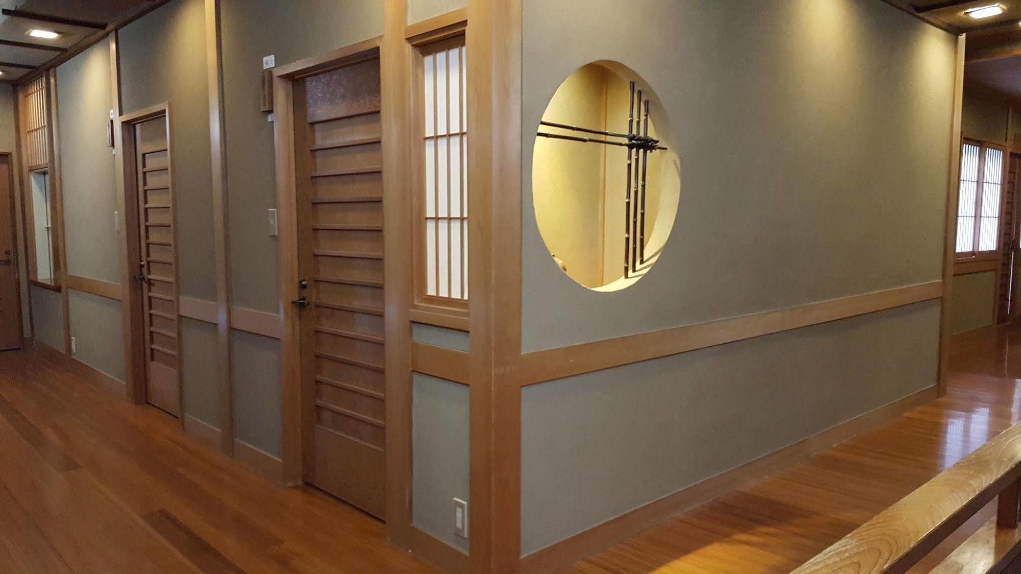 Tsukimotoya Ryokan Toyooka  Exterior photo